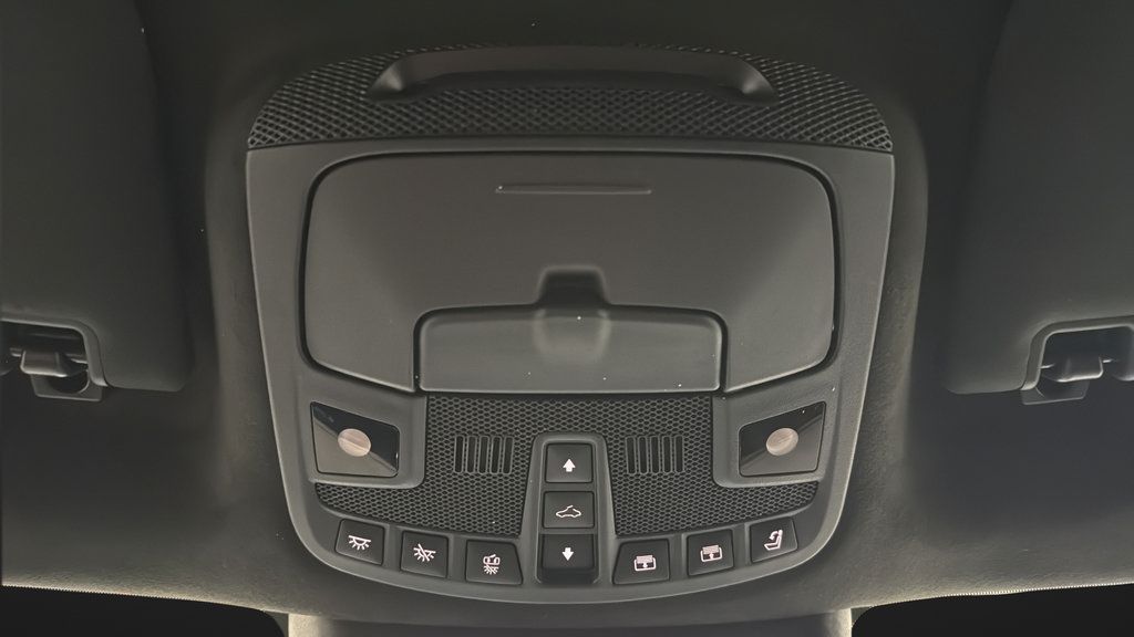Used 2024 Lincoln Navigator L Black Label AWD/4WD image 34