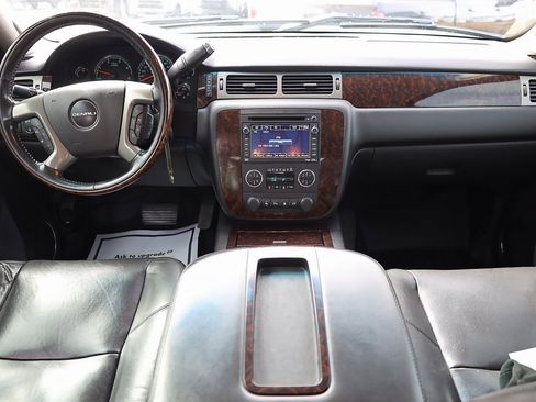 Used 2011 GMC Sierra 3500 Denali image 18