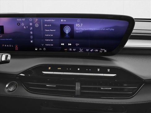 New 2026 Buick Enclave Avenir FWD image 7