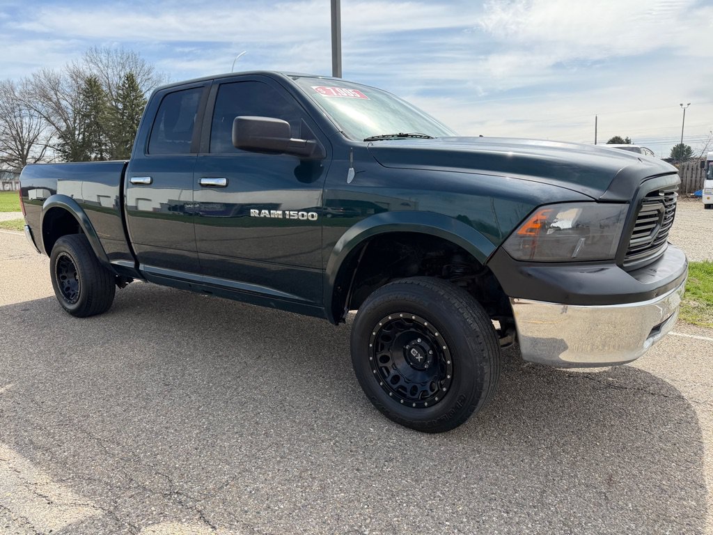 Used 2011 RAM 1500 Classic SLT AWD/4WD image 1