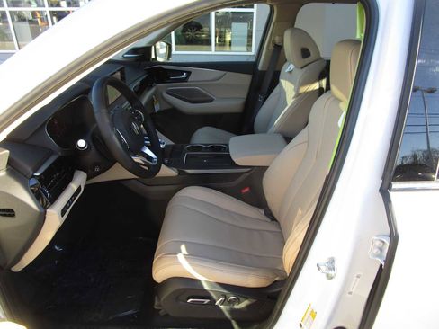 Certified 2026 Acura MDX SH-AWD w/ Technology Package image 12