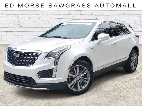 Certified 2024 Cadillac XT5 Premium Luxury w/ Technology Package FWD image 1