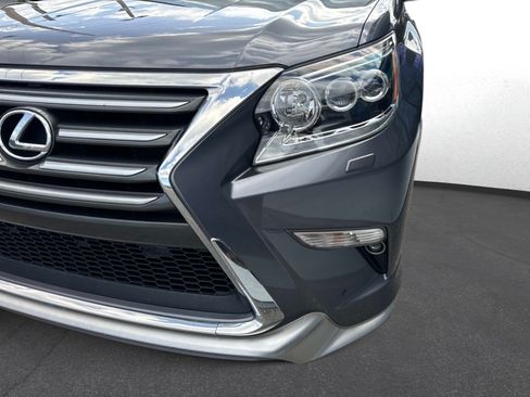 Used 2019 Lexus GX 460 Premium AWD/4WD image 9