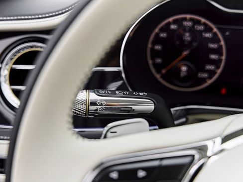 Used 2022 Bentley Flying Spur W12 AWD/4WD image 64