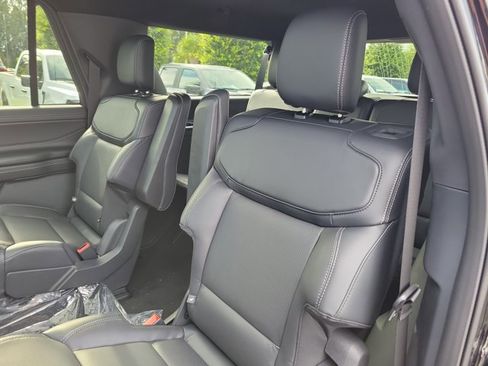 New 2026 Ford Expedition Max Platinum AWD/4WD image 14