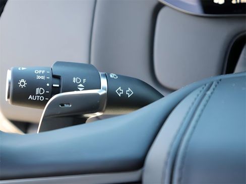 New 2026 Land Rover Range Rover SE image 32