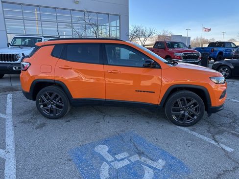 New 2026 Jeep Compass Latitude image 35