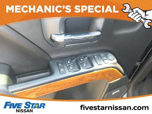 Used 2017 Chevrolet Silverado 1500 High Country AWD/4WD image 17