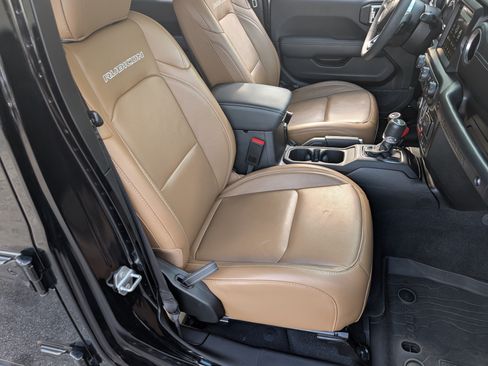Used 2023 Jeep Wrangler Unlimited Rubicon 4xe AWD/4WD image 20
