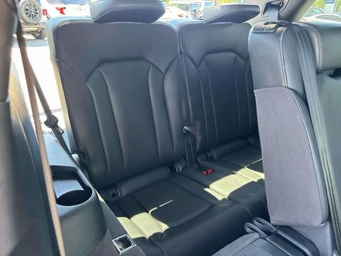 Used 2019 Audi Q7 3.0T Prestige AWD/4WD image 19