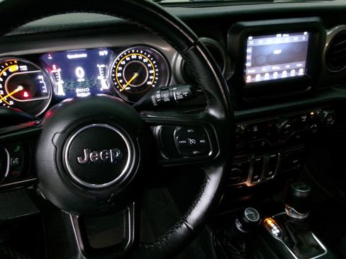Used 2021 Jeep Wrangler Sport AWD/4WD image 29