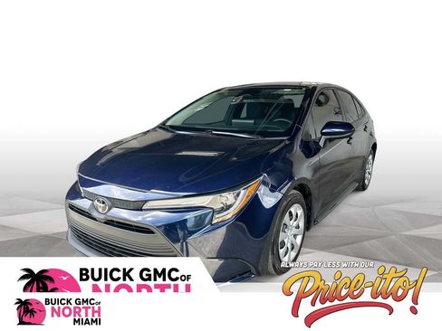 Used 2024 Toyota Corolla LE FWD image 1