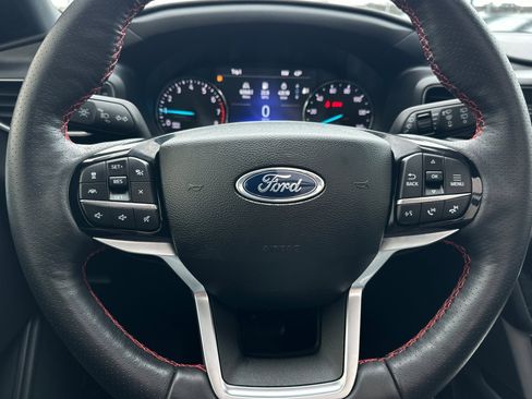 Used 2023 Ford Explorer ST-Line w/ Class IV Trailer Tow Package image 24