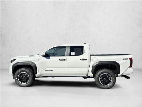 New 2025 Toyota Tacoma TRD Off-Road image 4