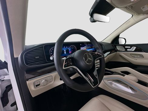 Certified 2026 Mercedes-Benz GLE 450 4MATIC image 9