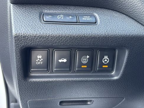 Used 2014 Nissan Altima 2.5 SL w/ Technology Package image 23