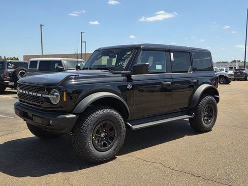 New 2026 Ford Bronco Outer Banks image 4