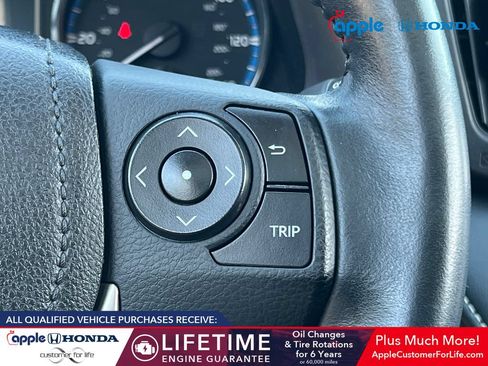 Used 2016 Toyota RAV4 XLE AWD/4WD image 25