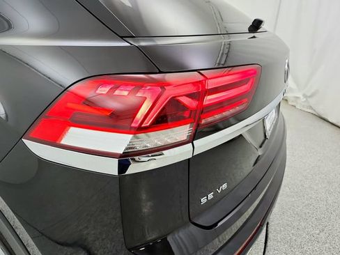 Used 2021 Volkswagen Atlas Cross Sport SE w/ Panoramic Sunroof Package AWD/4WD image 27