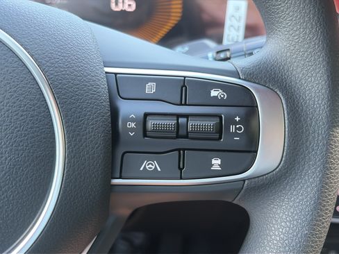 New 2026 Kia K5 LXS FWD image 21