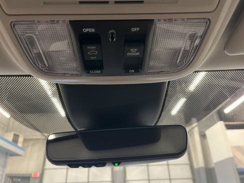 Used 2025 Honda Odyssey EX-L image 26