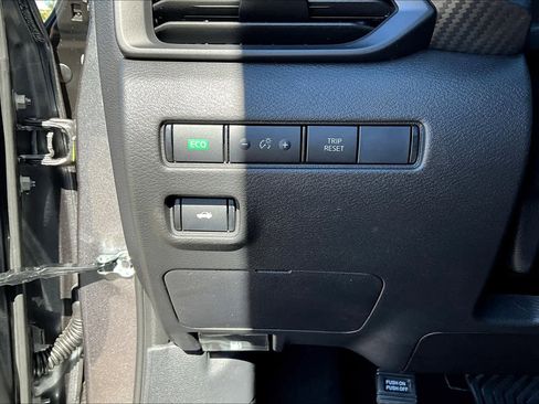 Certified 2025 Nissan Sentra S image 13