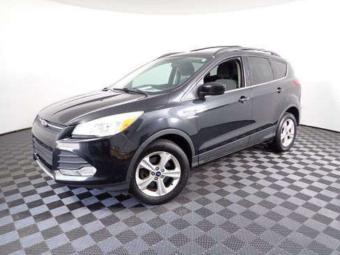 Used 2014 Ford Escape SE w/ Equipment Group 201A image 11