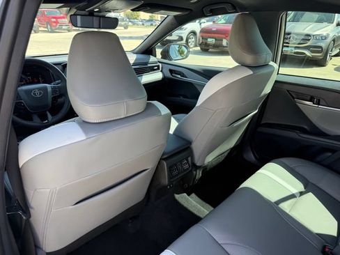 Used 2026 Toyota Camry SE w/ Convenience Package FWD image 27