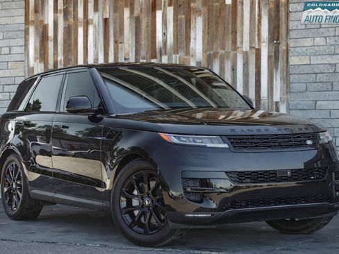 Used 2025 Land Rover Range Rover Sport SE AWD/4WD image 9
