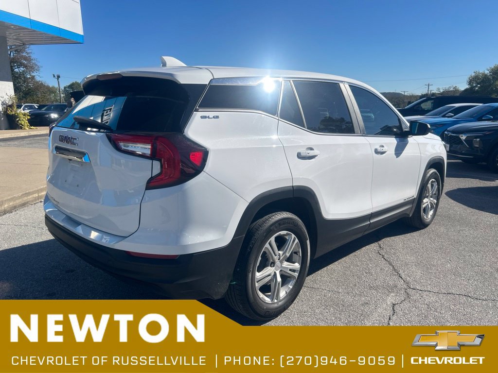Used 2024 GMC Terrain SLE FWD image 14