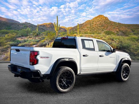 Used 2026 Chevrolet Colorado Trail Boss AWD/4WD image 4