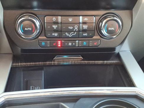 Used 2021 Ford F350 Lariat w/ Lariat Value Package AWD/4WD image 16