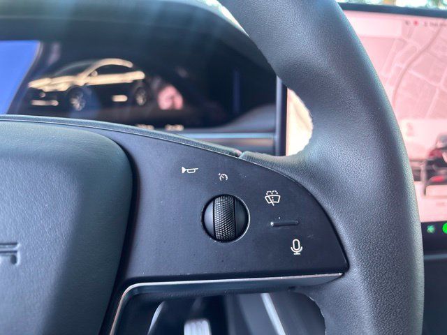 Used 2023 Tesla Model X AWD/4WD image 19
