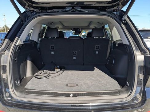 Used 2022 Jeep Grand Cherokee Limited 4xe image 14