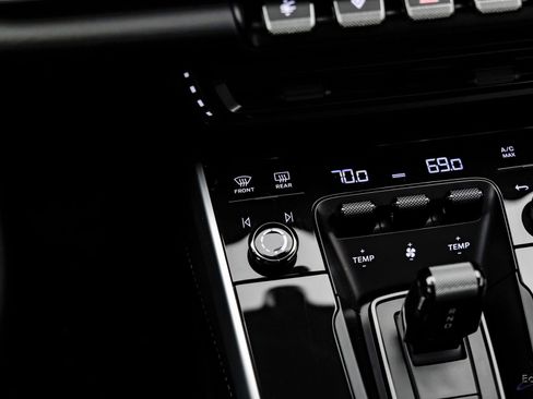 Used 2024 Porsche 911 Turbo S image 59