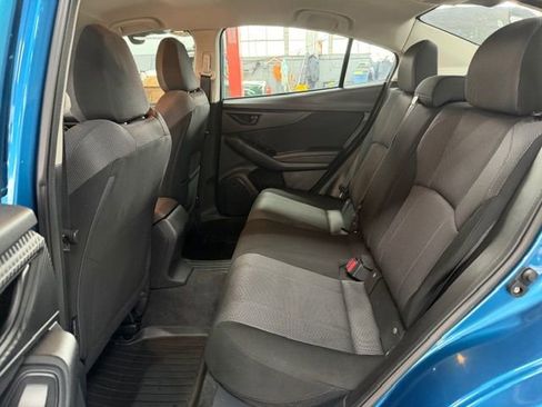 Used 2018 Subaru Impreza 2.0i Premium image 8