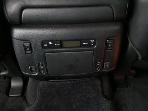 Used 2019 Nissan Armada Platinum w/ Captain's Chairs Package AWD/4WD image 21