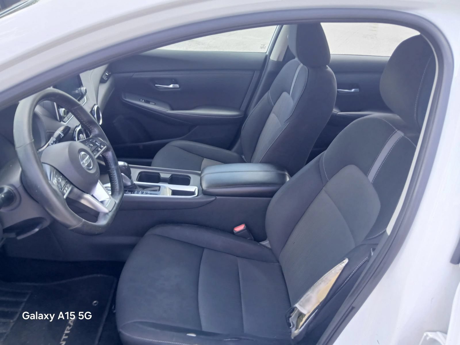 Used 2021 Nissan Sentra SV FWD image 9