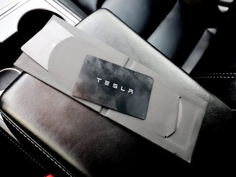 Used 2021 Tesla Model 3 Standard Range Plus image 19