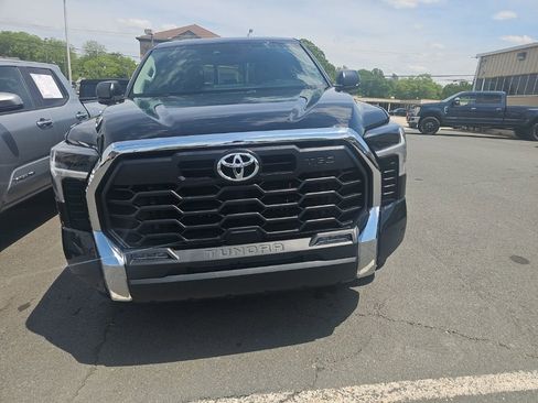 Used 2023 Toyota Tundra SR5 w/ TRD Off-Road Package AWD/4WD image 4
