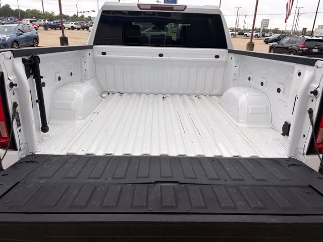 Used 2025 GMC Sierra 1500 SLT AWD/4WD image 17