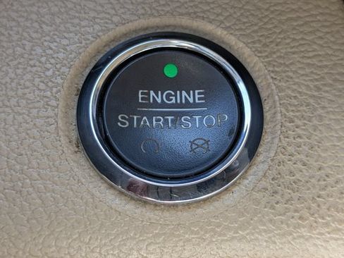 Used 2017 Ford F150 Lariat w/ Equipment Group 502A Luxury AWD/4WD image 29