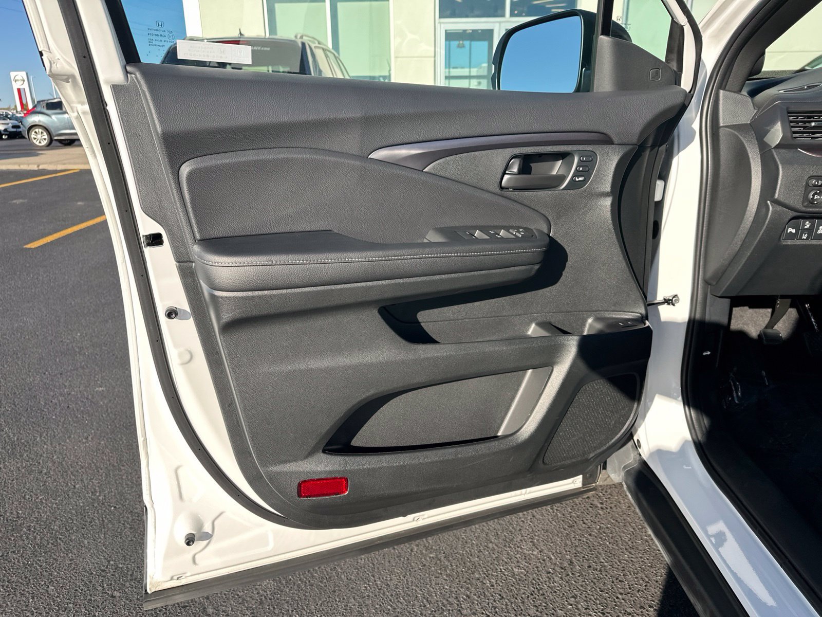 Used 2023 Honda Passport EX-L image 16