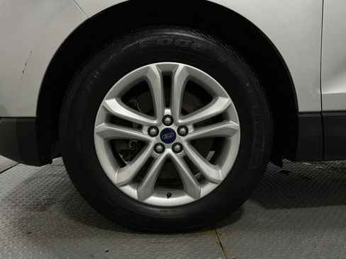Used 2019 Ford Edge SEL w/ Equipment Group 201A image 36