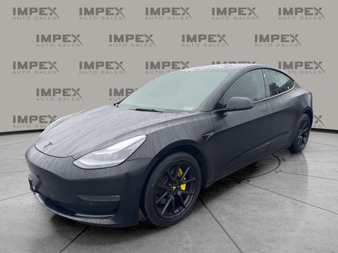 Used 2022 Tesla Model 3 Long Range AWD/4WD image 1
