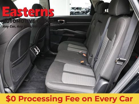 Used 2022 Kia Sorento LX FWD image 21