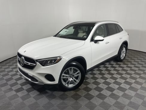 New 2026 Mercedes-Benz GLC 300 image 1