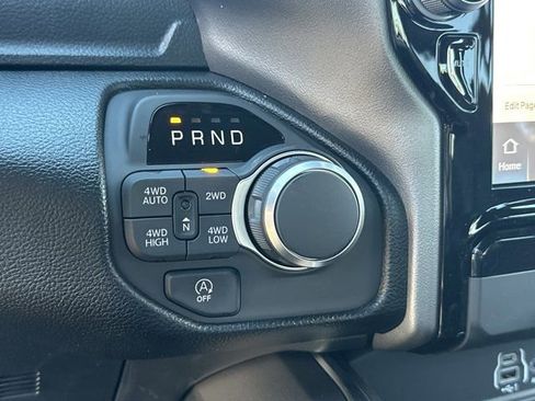 New 2026 RAM 1500 4x4 Crew Cab image 27