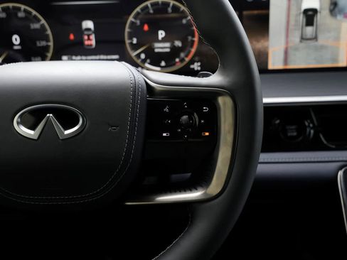 New 2026 INFINITI QX80 4WD image 11