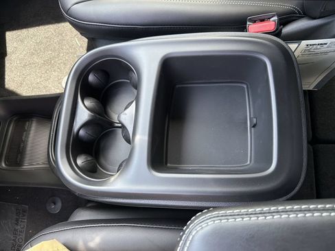 New 2026 Chrysler Pacifica Select FWD image 24